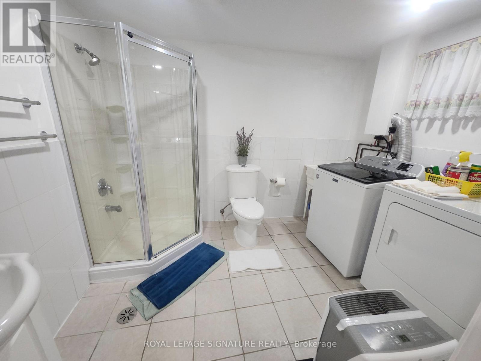 #15 25 GOSFORD BOULEVARD - 17