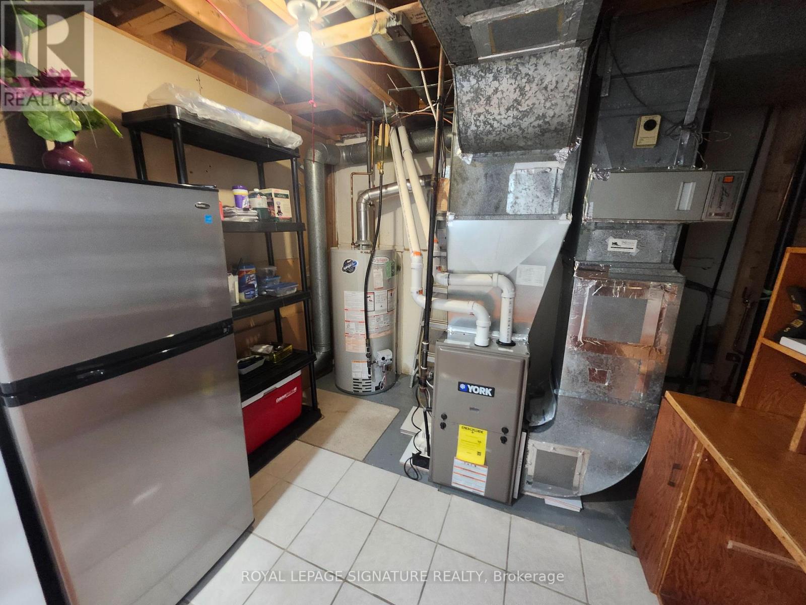 #15 25 GOSFORD BOULEVARD - 19