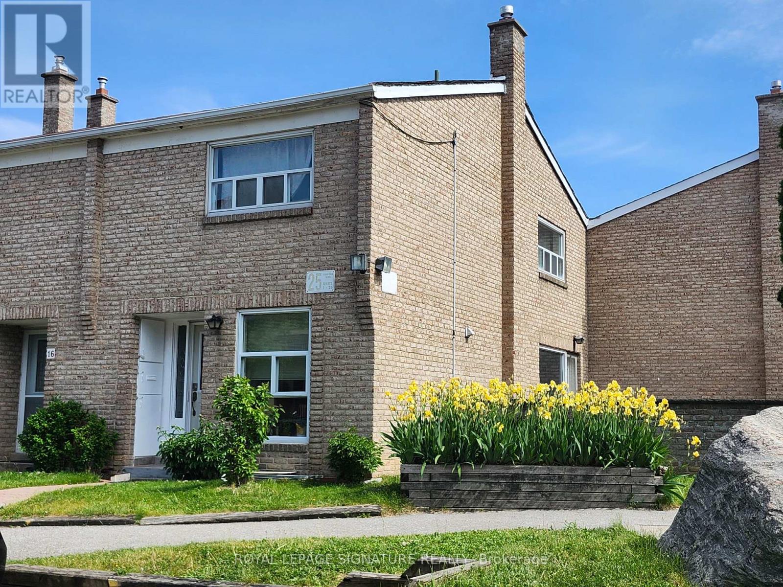 #15 25 GOSFORD BOULEVARD - Image 2