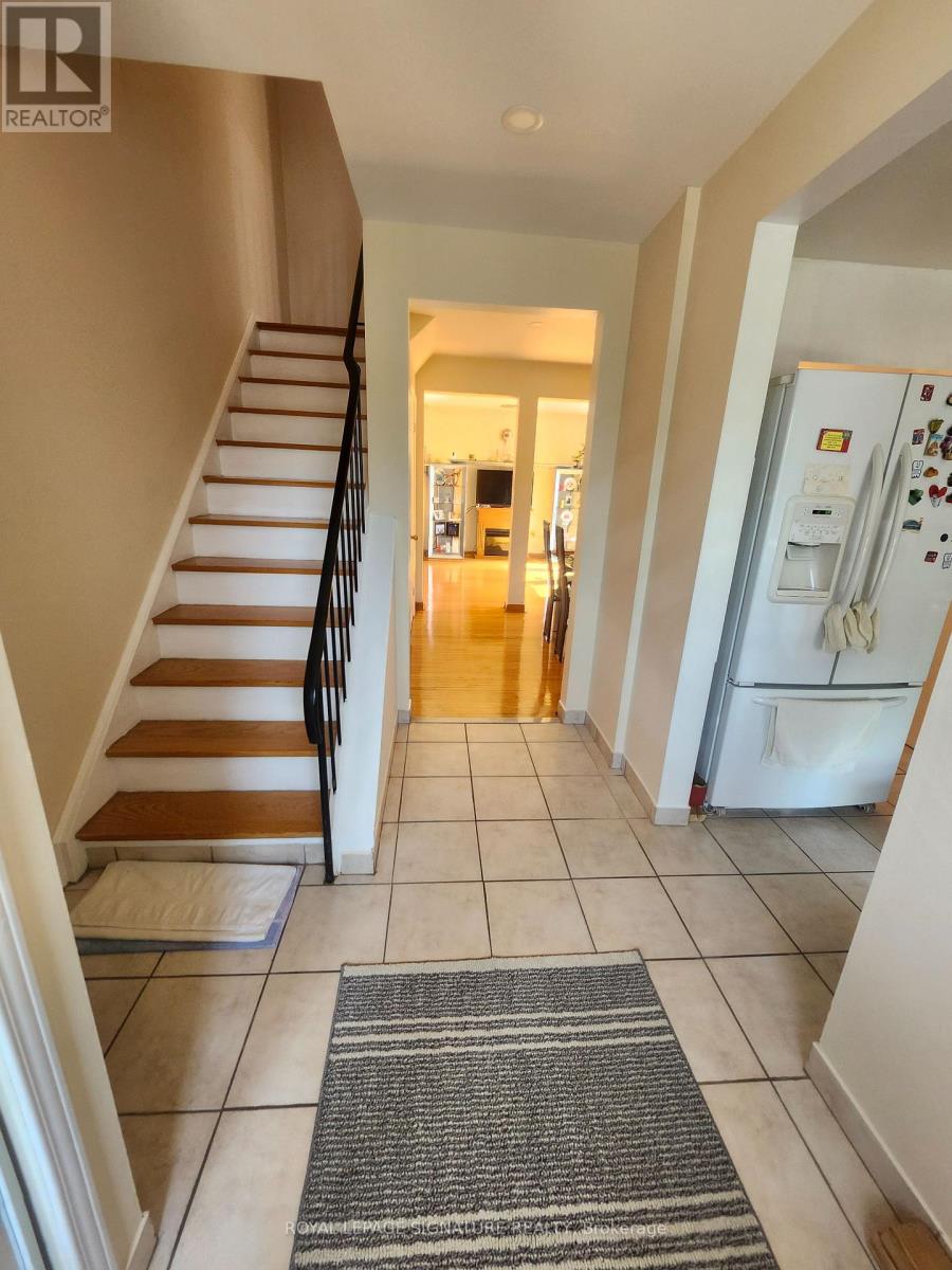 #15 25 GOSFORD BOULEVARD - 4