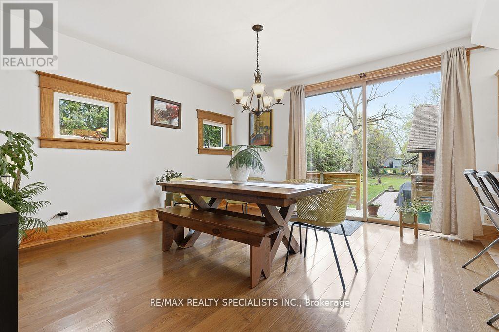 123 MILL STREET S - 11