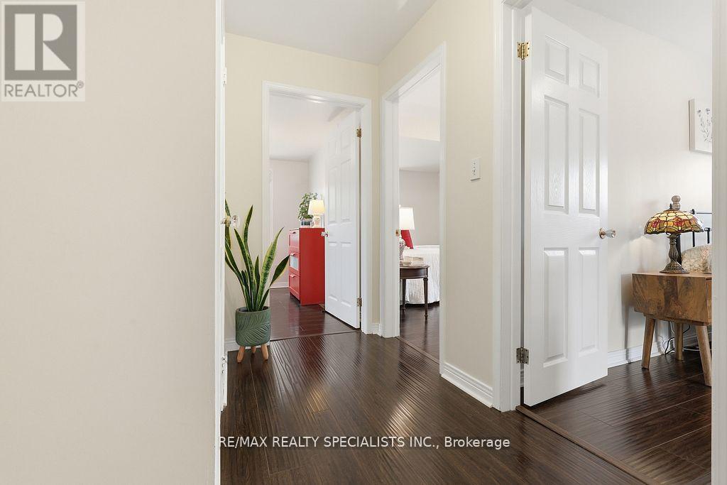 123 MILL STREET S - 18