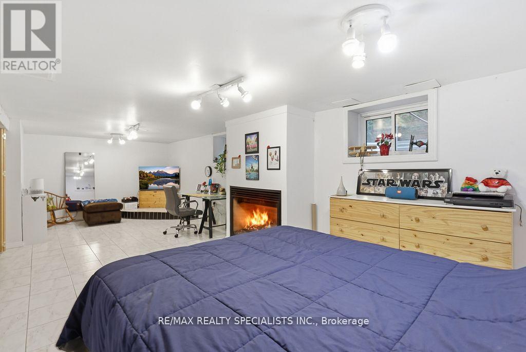 123 MILL STREET S - 31