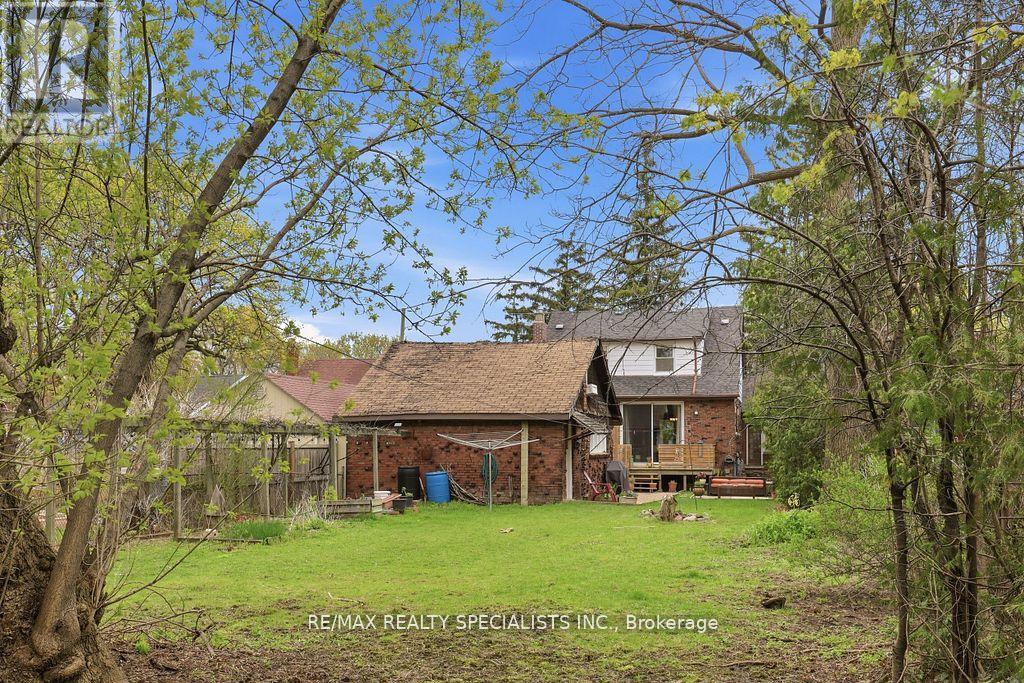 123 MILL STREET S - 41