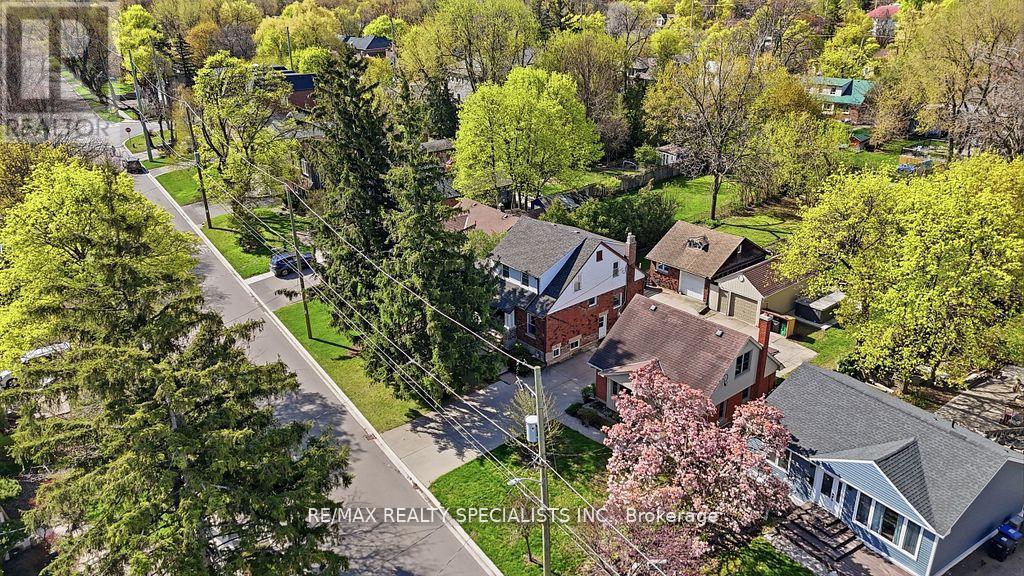 123 MILL STREET S - 47