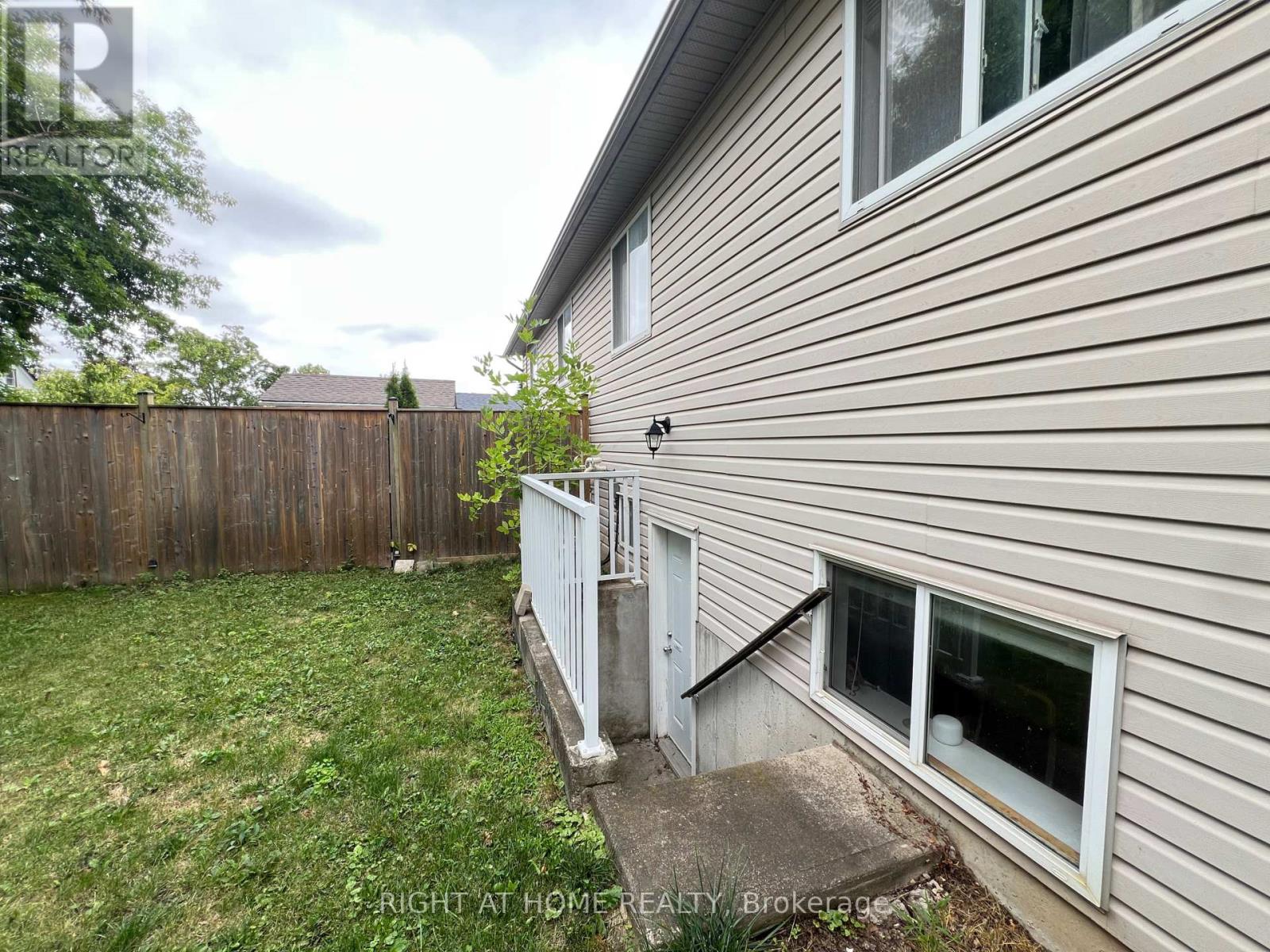 39 CUMMING STREET - 28