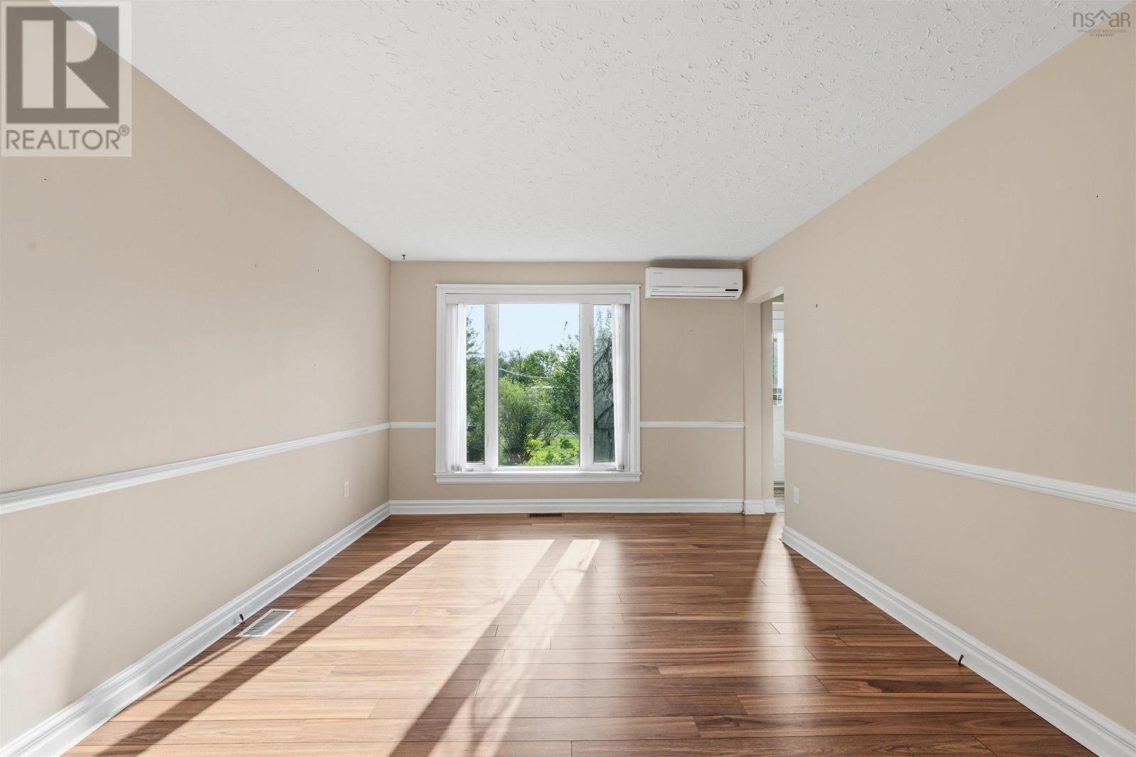 16 Miller Road - 15