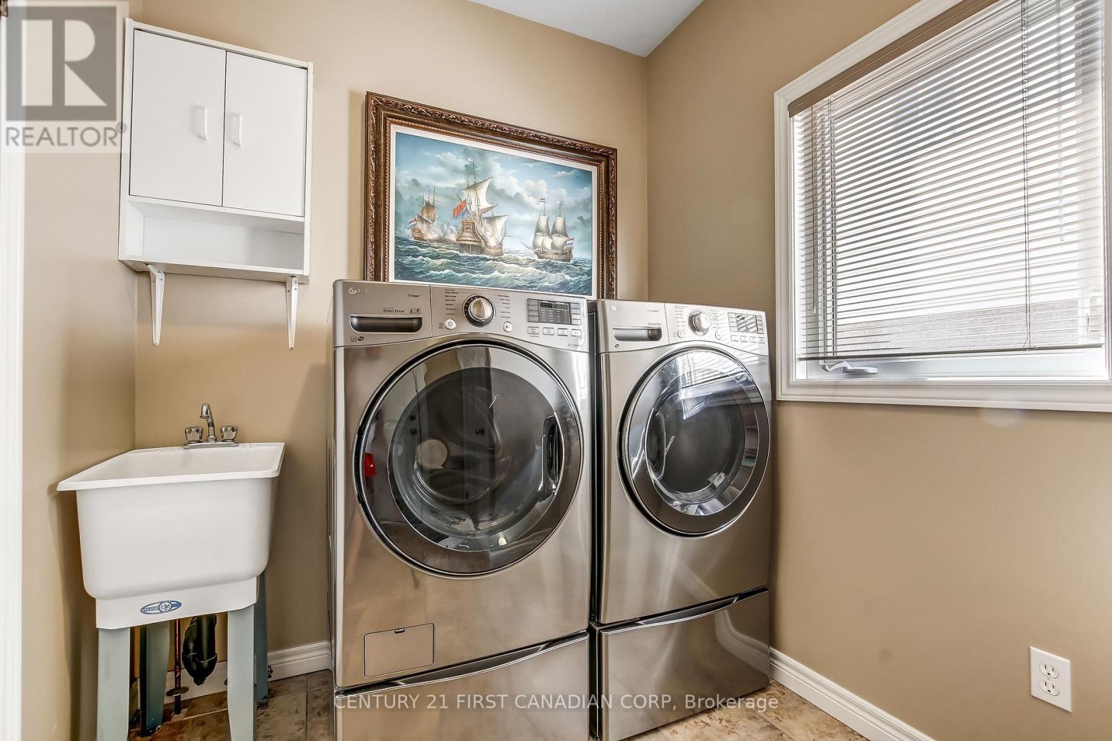 2200 BLACKWATER ROAD - 6