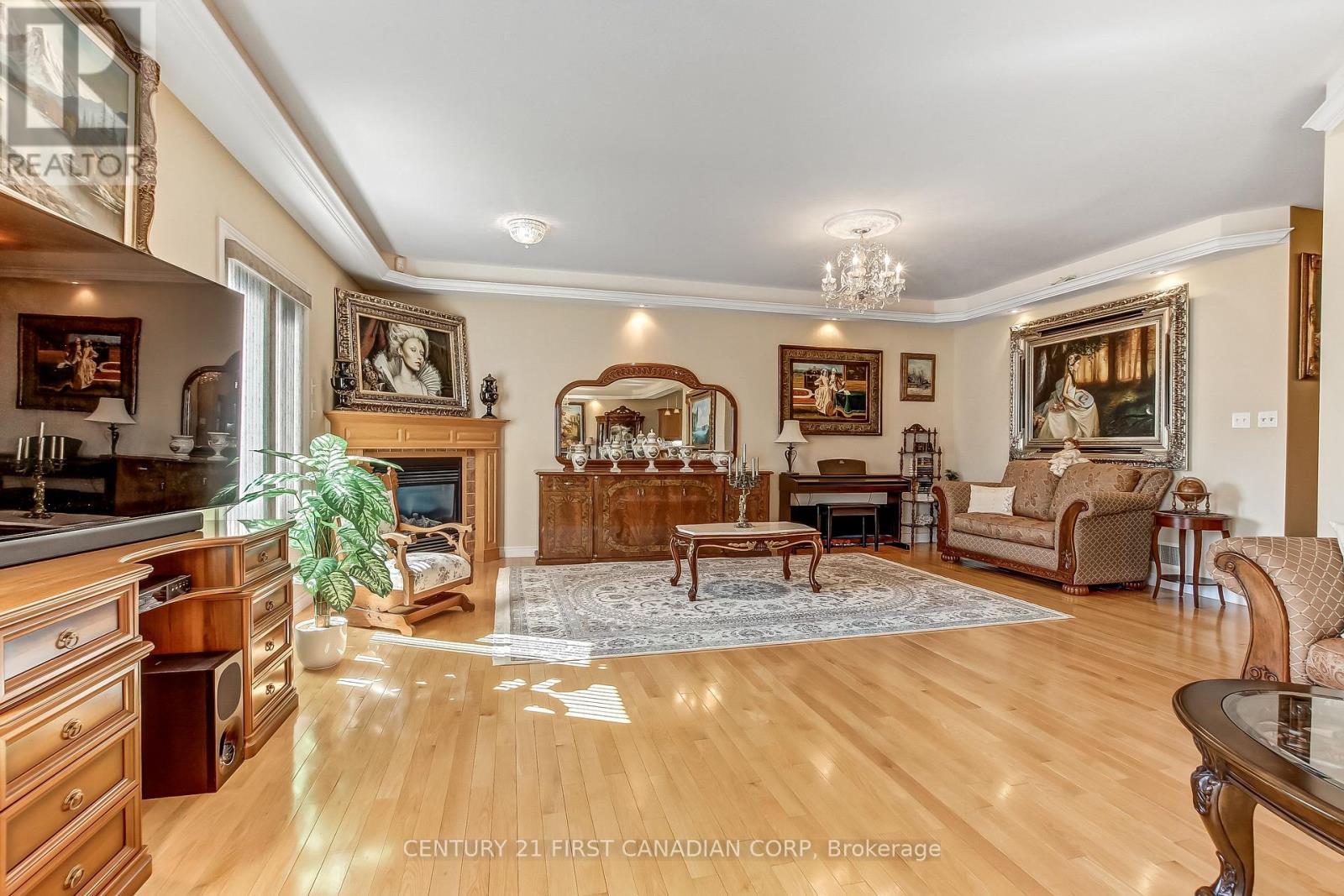 2200 BLACKWATER ROAD - 9