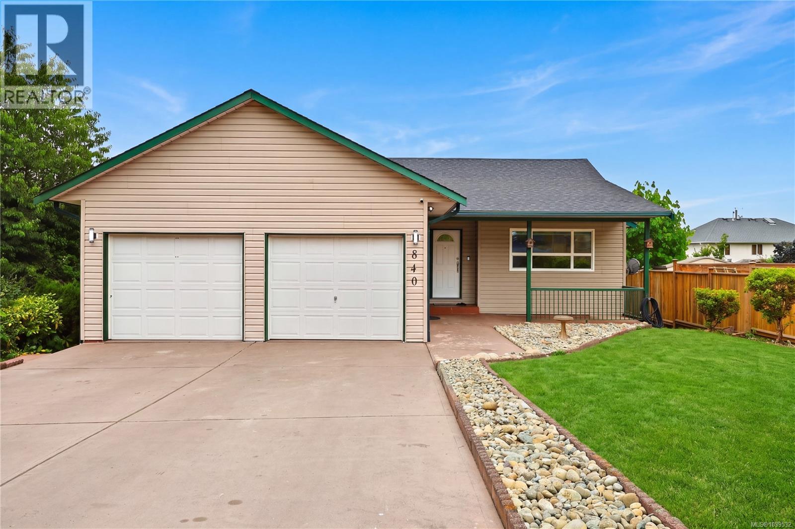 840 Inez Pl - 2