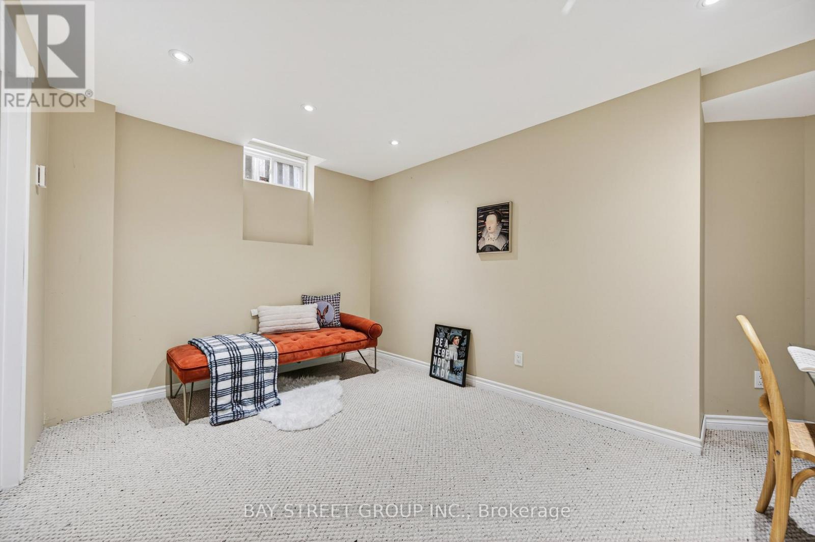 2370 EDEN VALLEY DRIVE - 43
