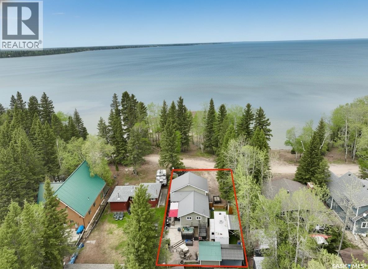 110 Lakeshore DRIVE - 46
