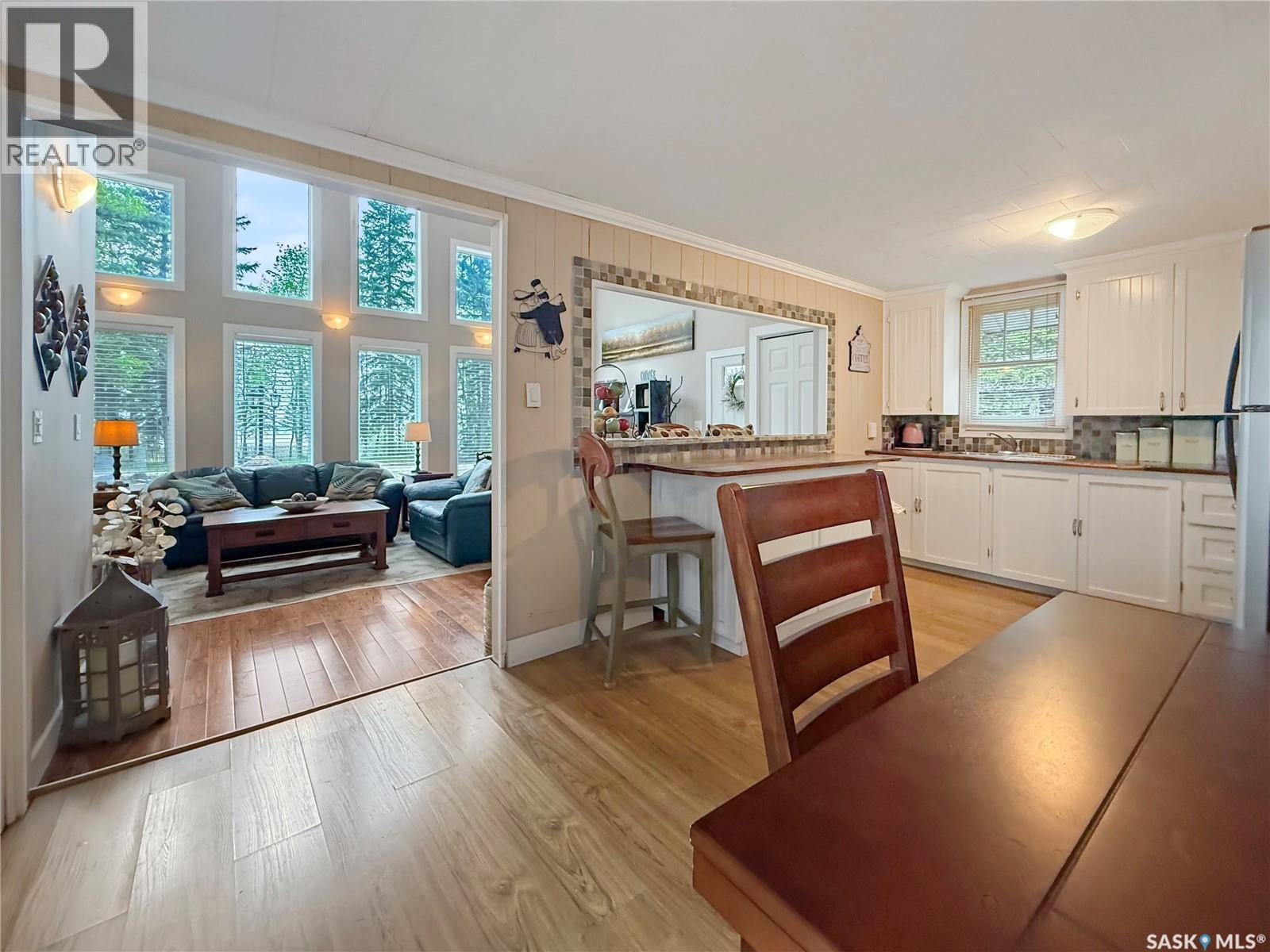 110 Lakeshore DRIVE - 18