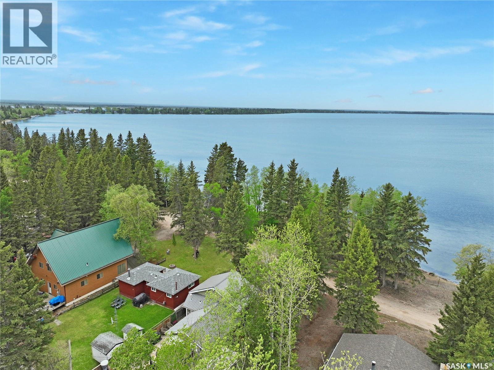 110 Lakeshore DRIVE - 48