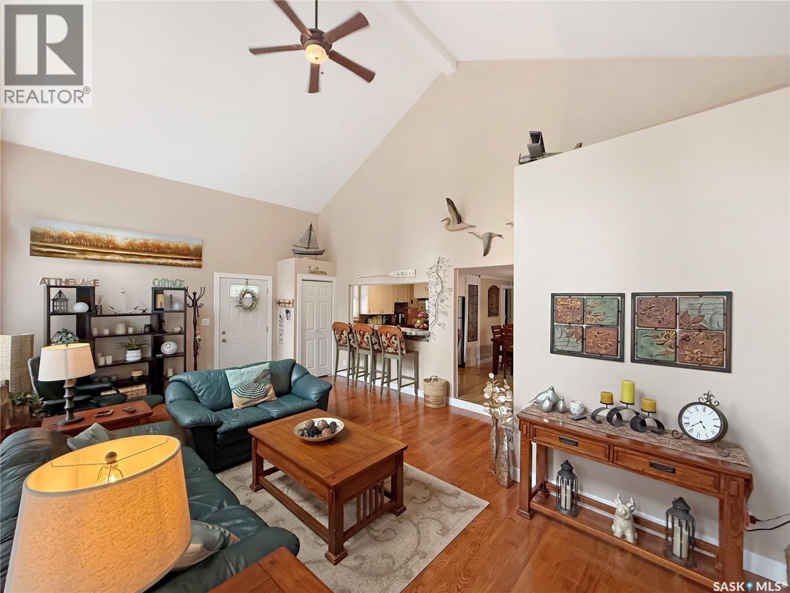 110 Lakeshore DRIVE - 7