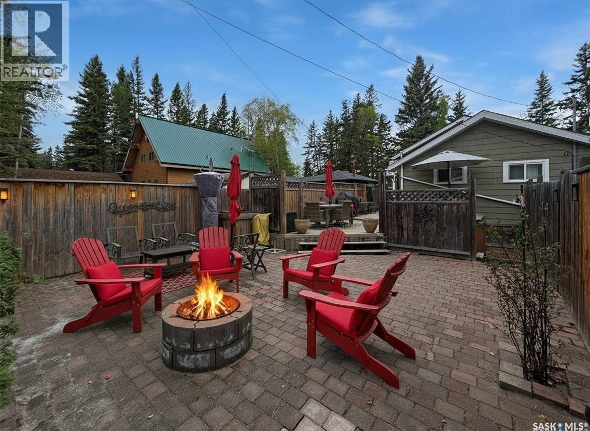 110 Lakeshore DRIVE - 33