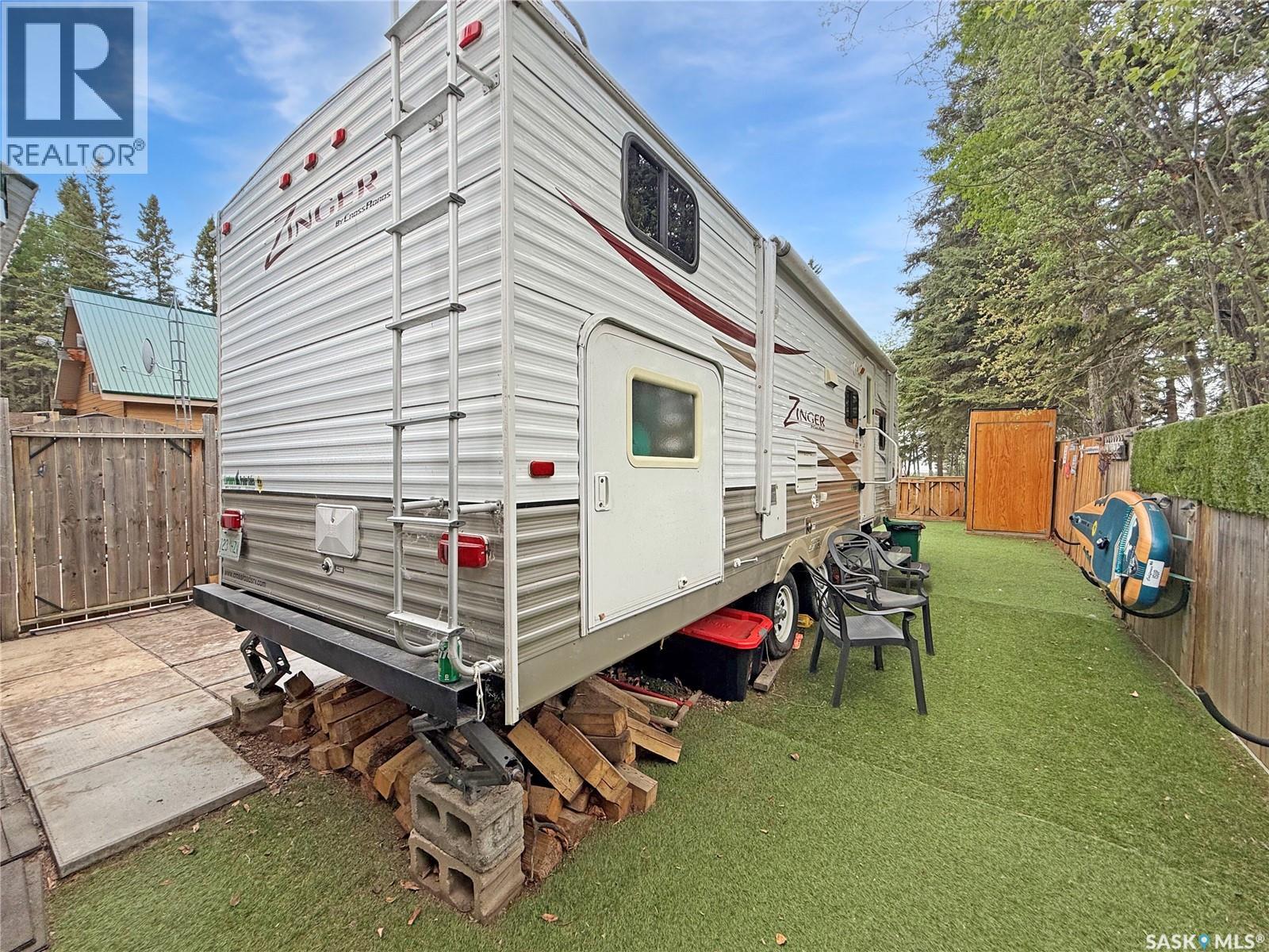 110 Lakeshore DRIVE - 37