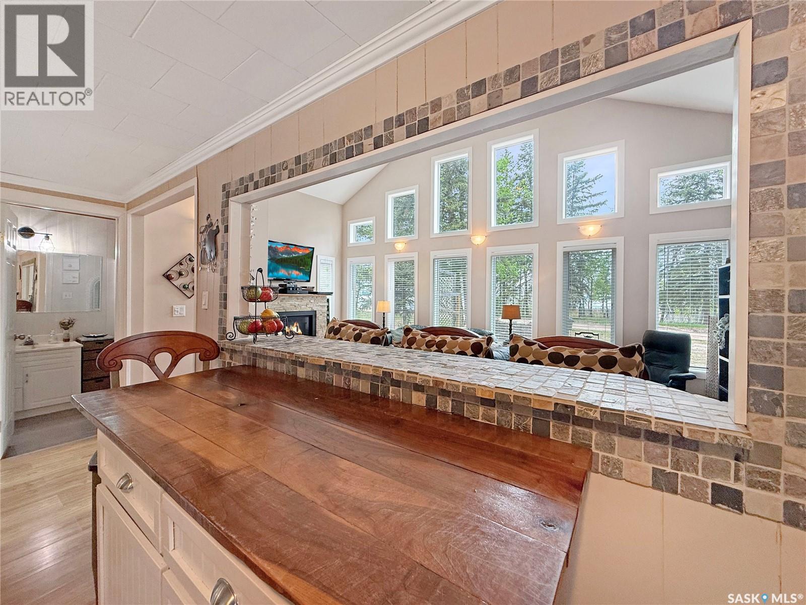 110 Lakeshore DRIVE - 14