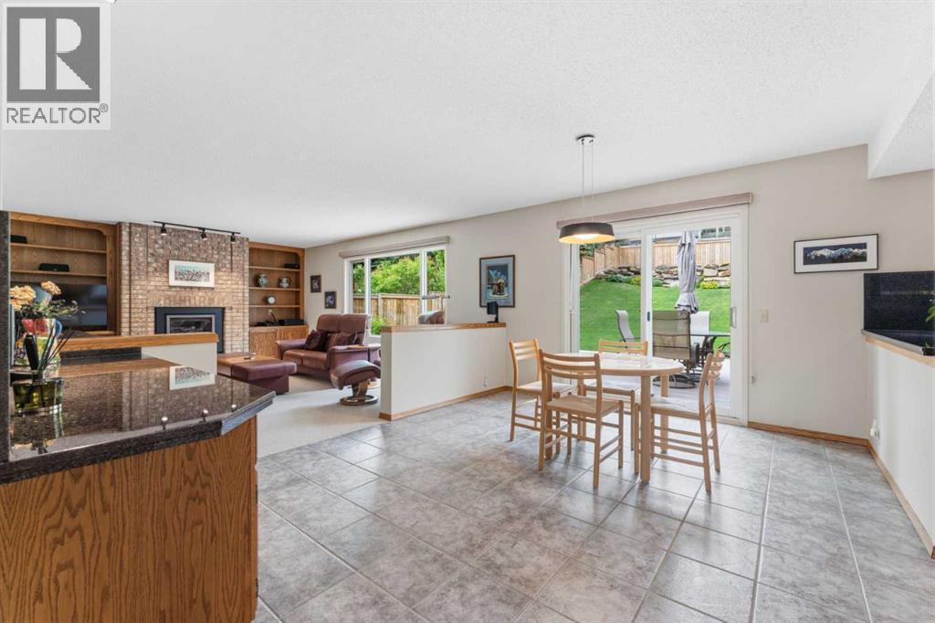 2739 Signal Hill Drive SW - 23