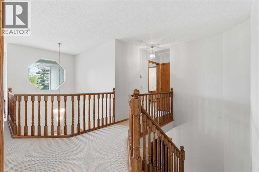 2739 Signal Hill Drive SW - 34