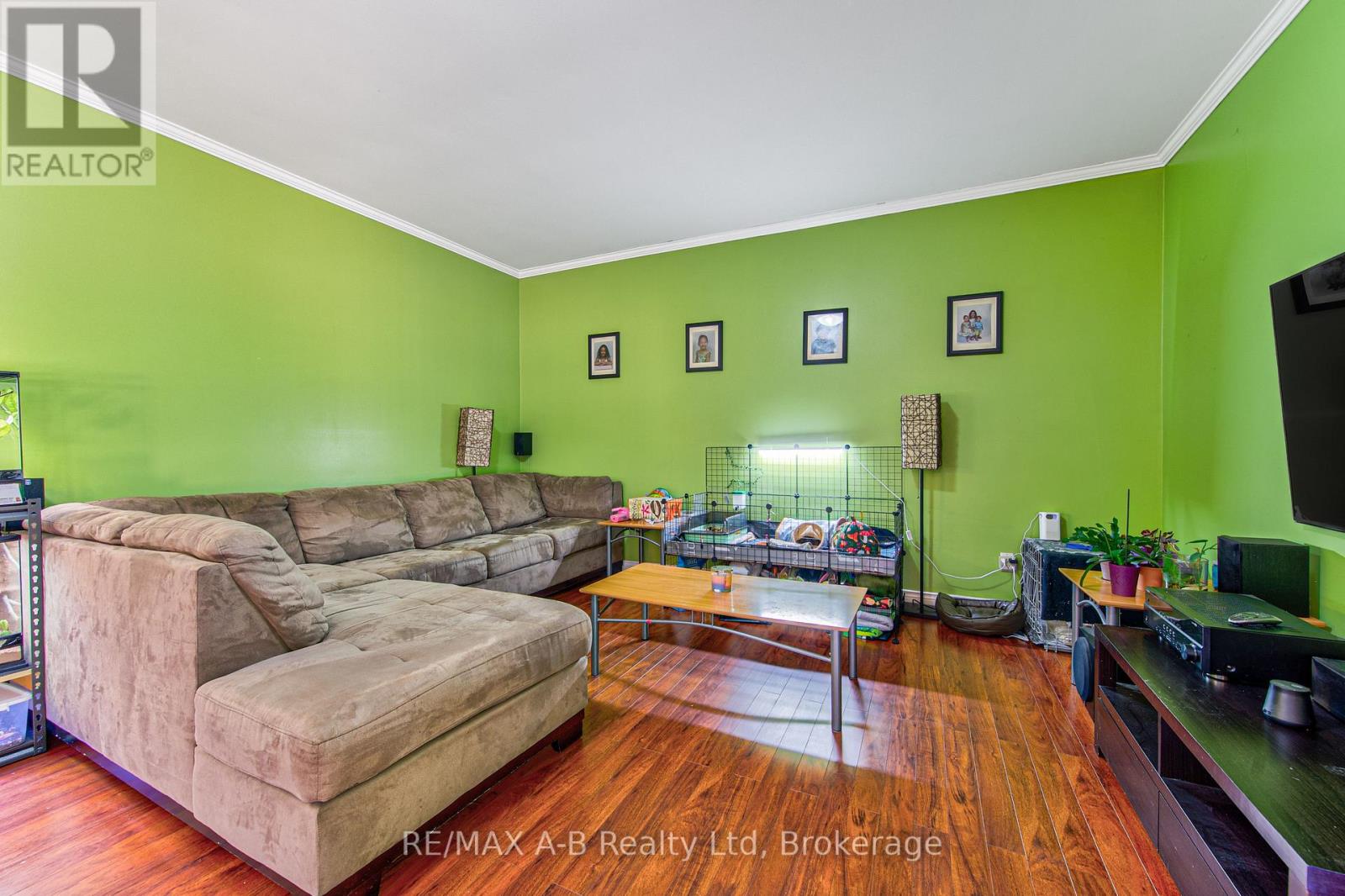 3968 WILSON STREET - 11