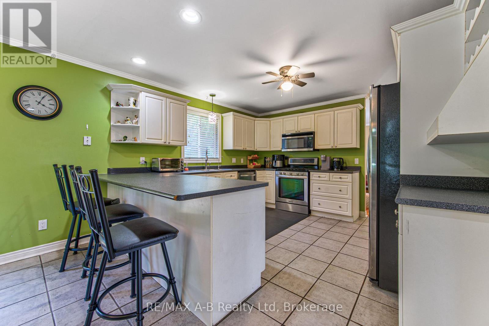 3968 WILSON STREET - 13