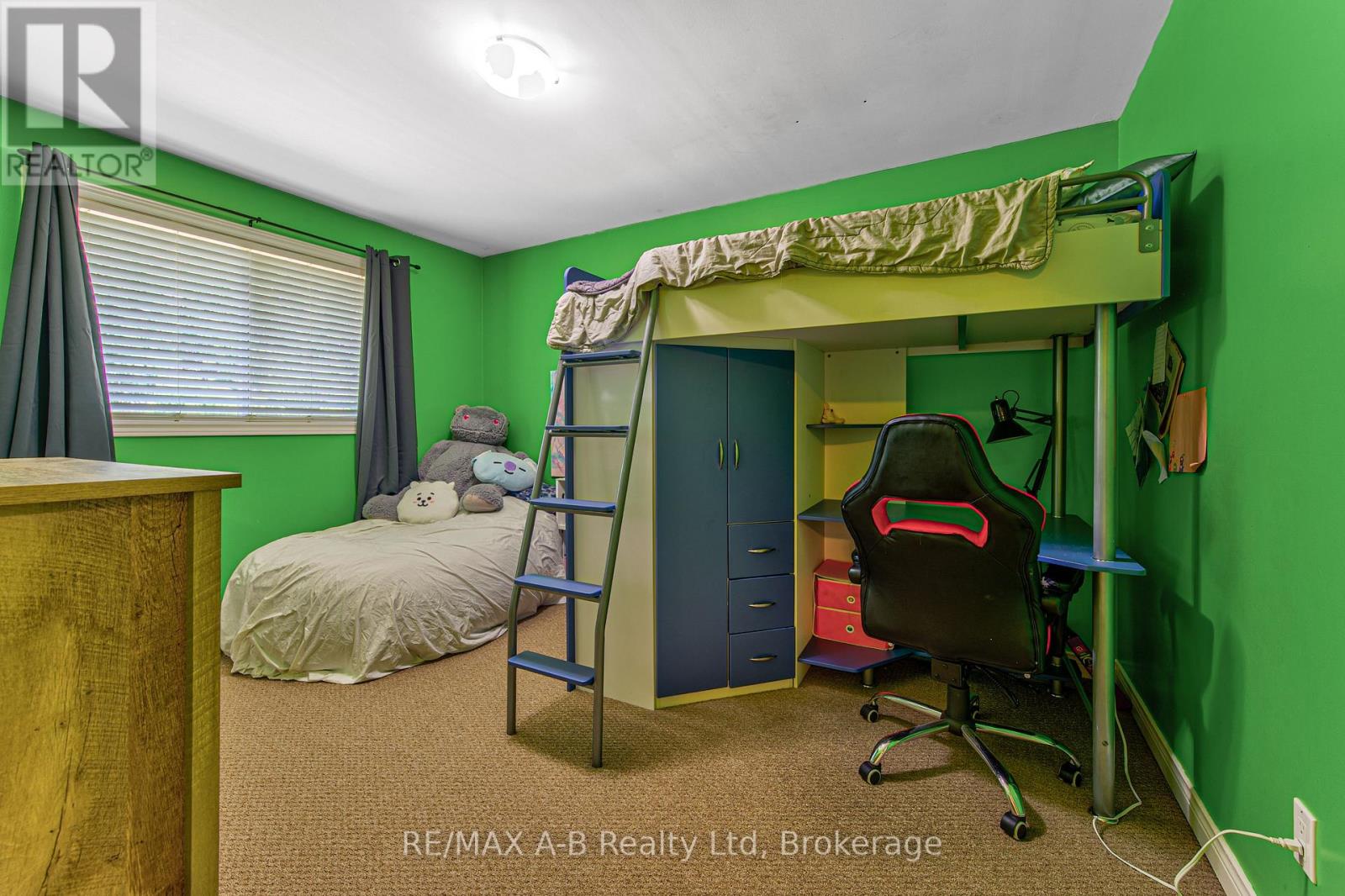 3968 WILSON STREET - 26