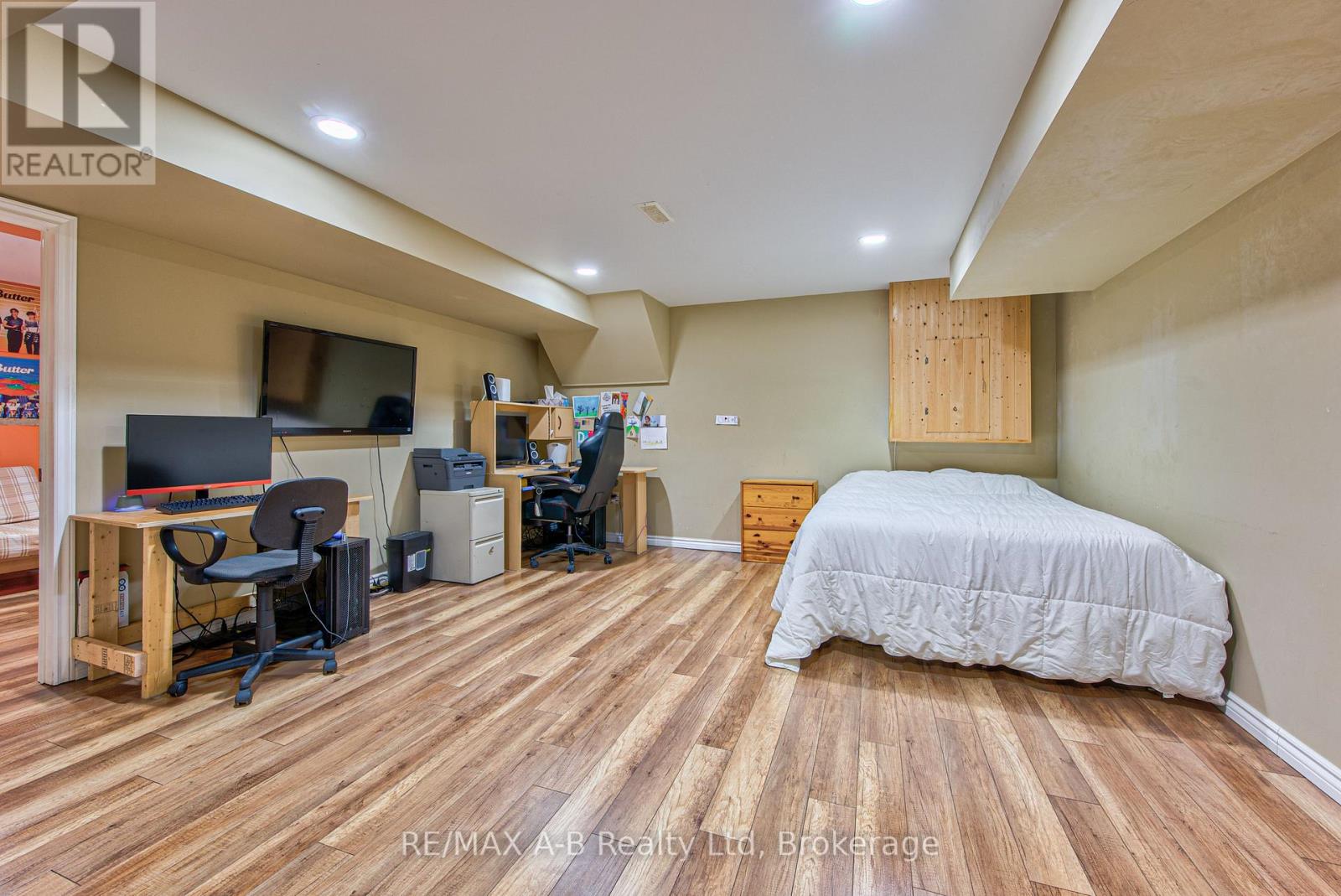 3968 WILSON STREET - 34