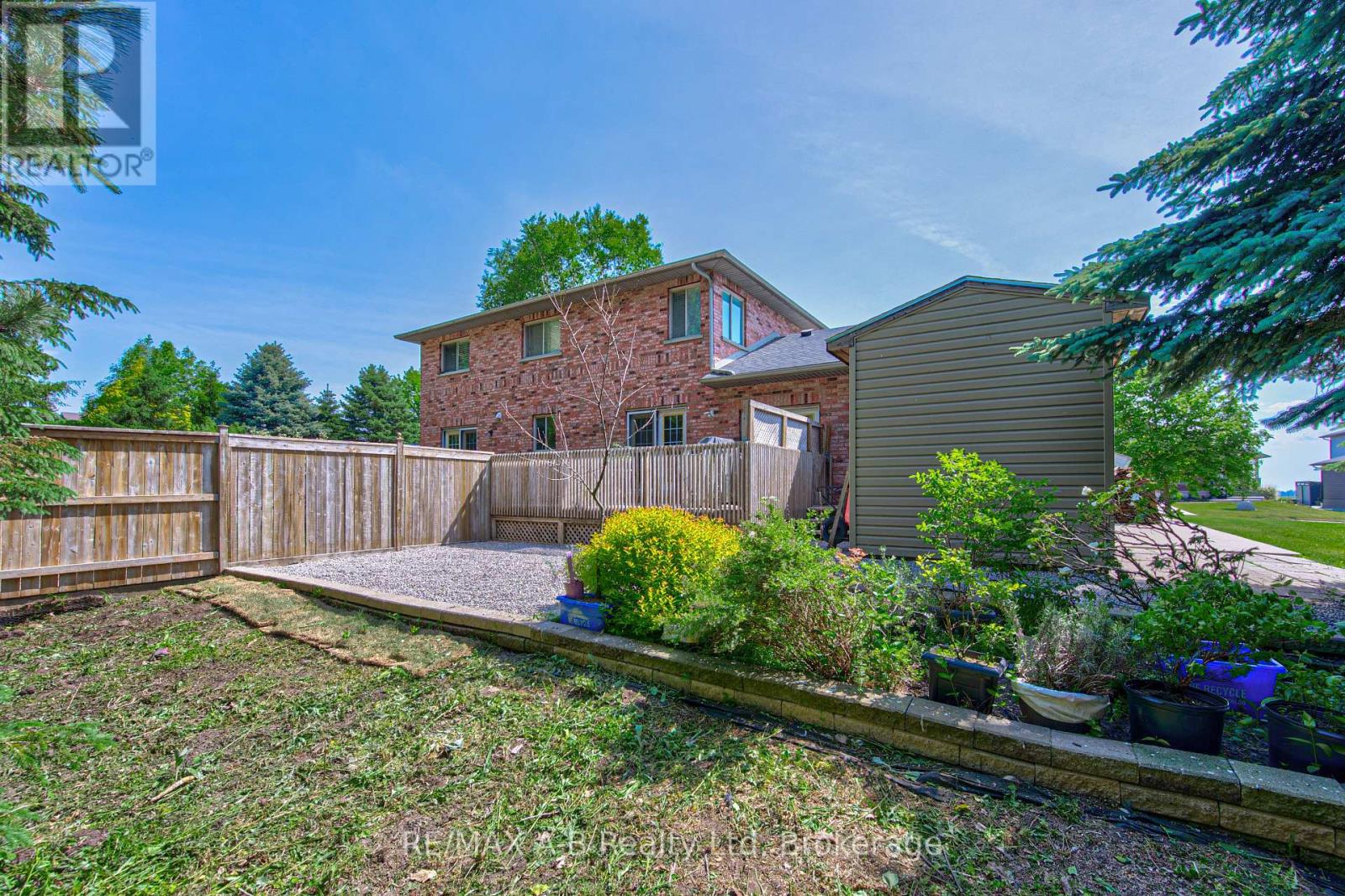 3968 WILSON STREET - 47
