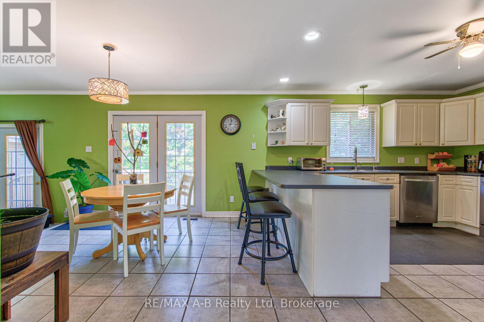 3968 WILSON STREET - 8