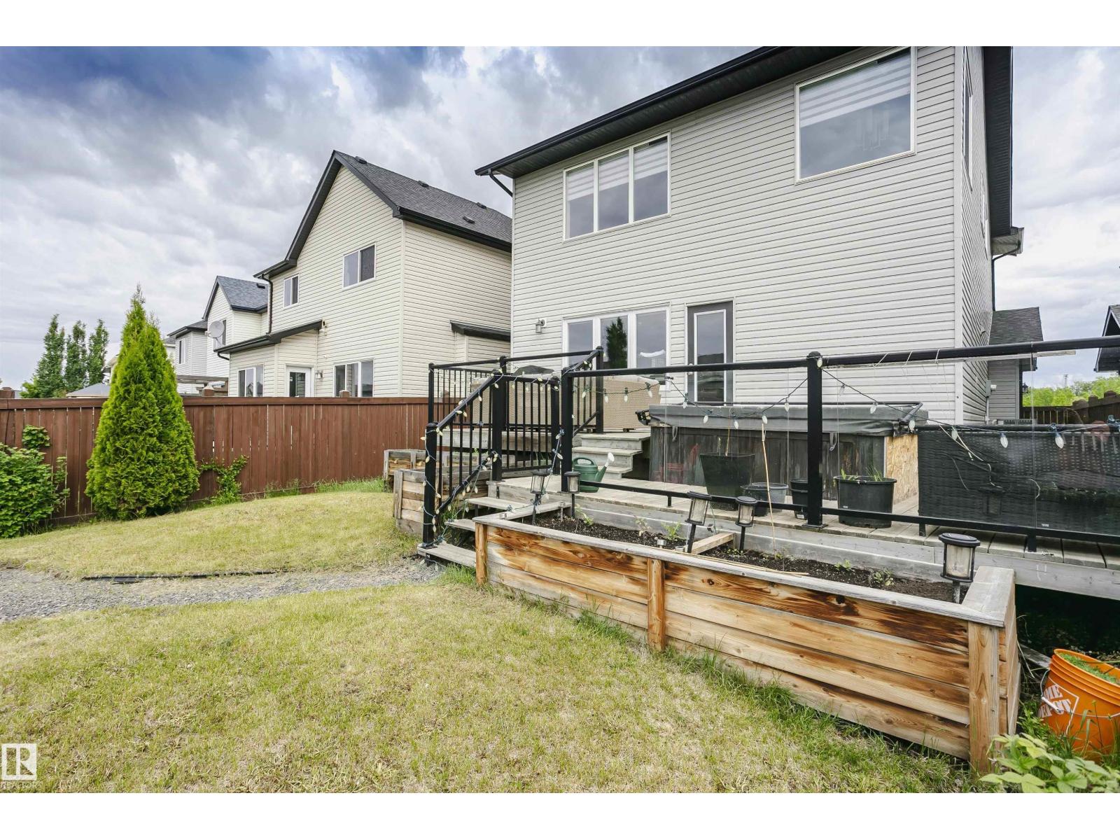 21807 97 AV NW - 47
