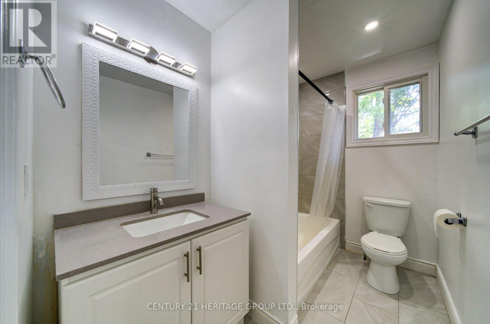 200 FERNDALE DRIVE N - 13