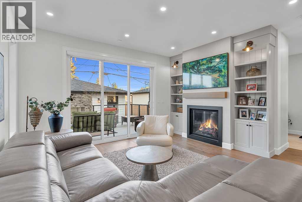 2424 35 Street SW - photo 4