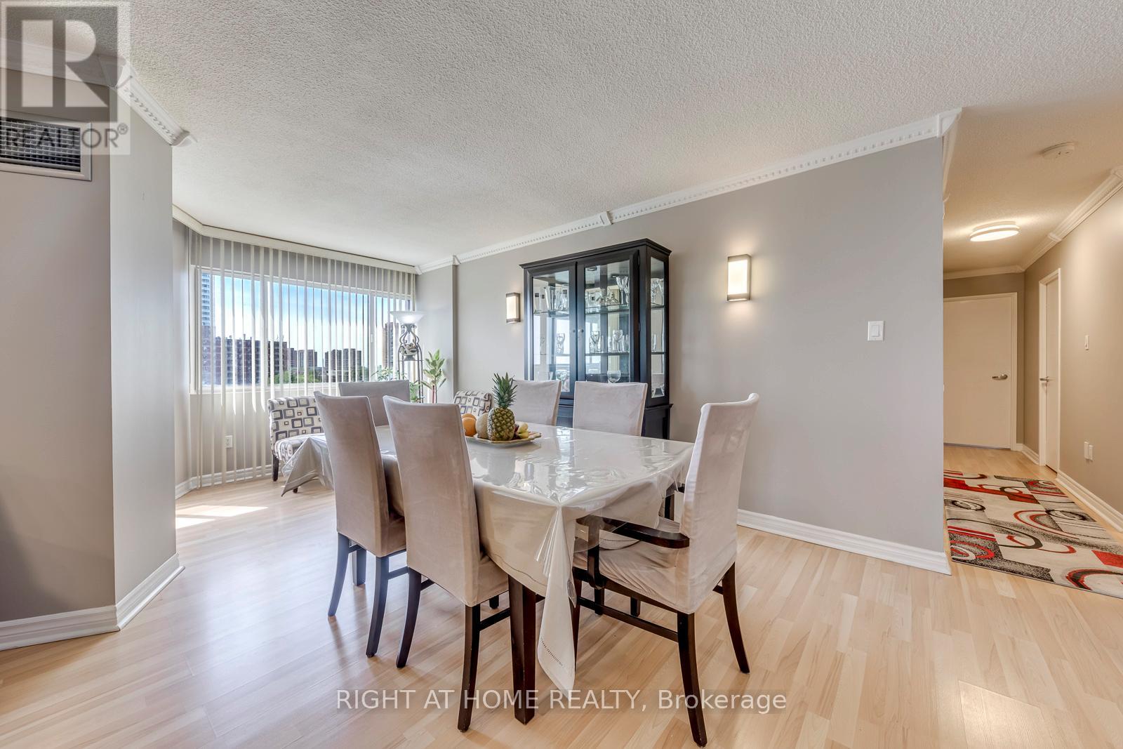 #607 50 ELM DRIVE E - 14
