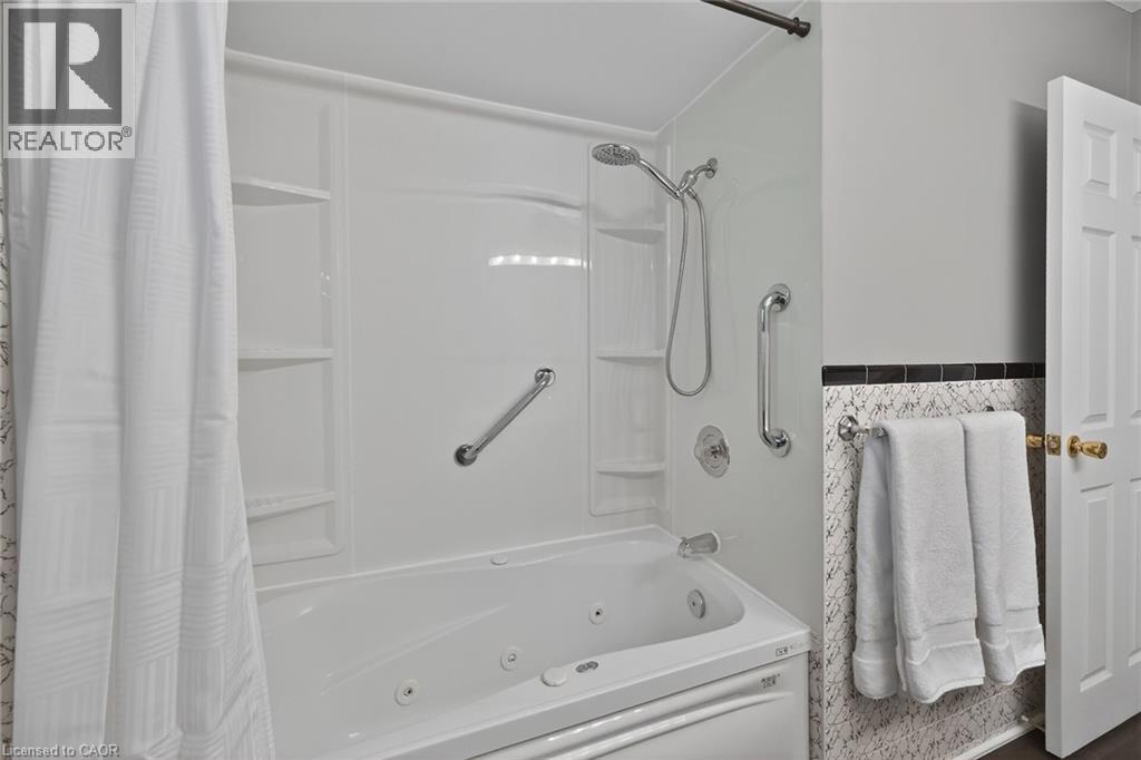 40 BERMUDA Court - 26
