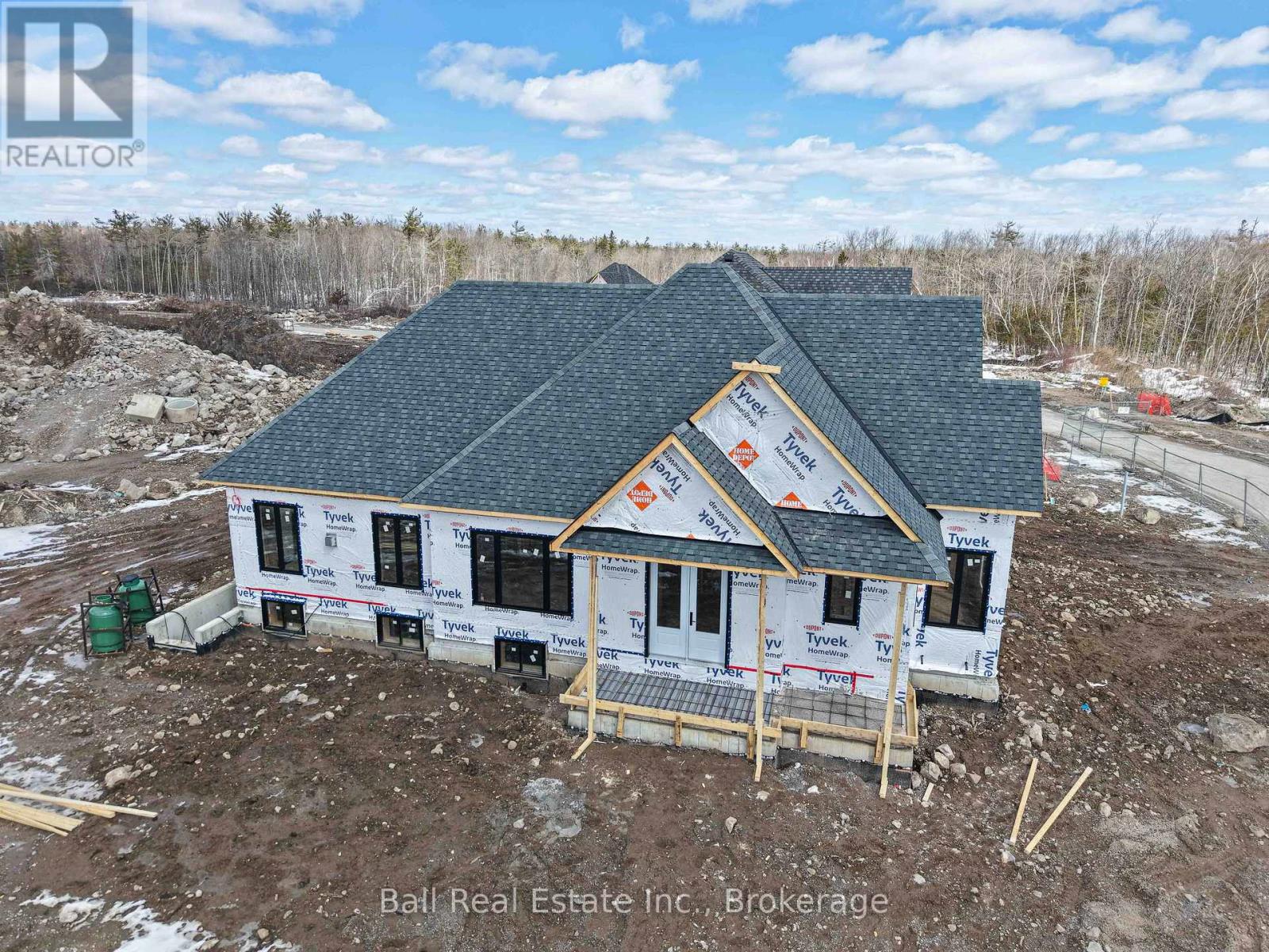 43 HEMLOCK CRESCENT - 14