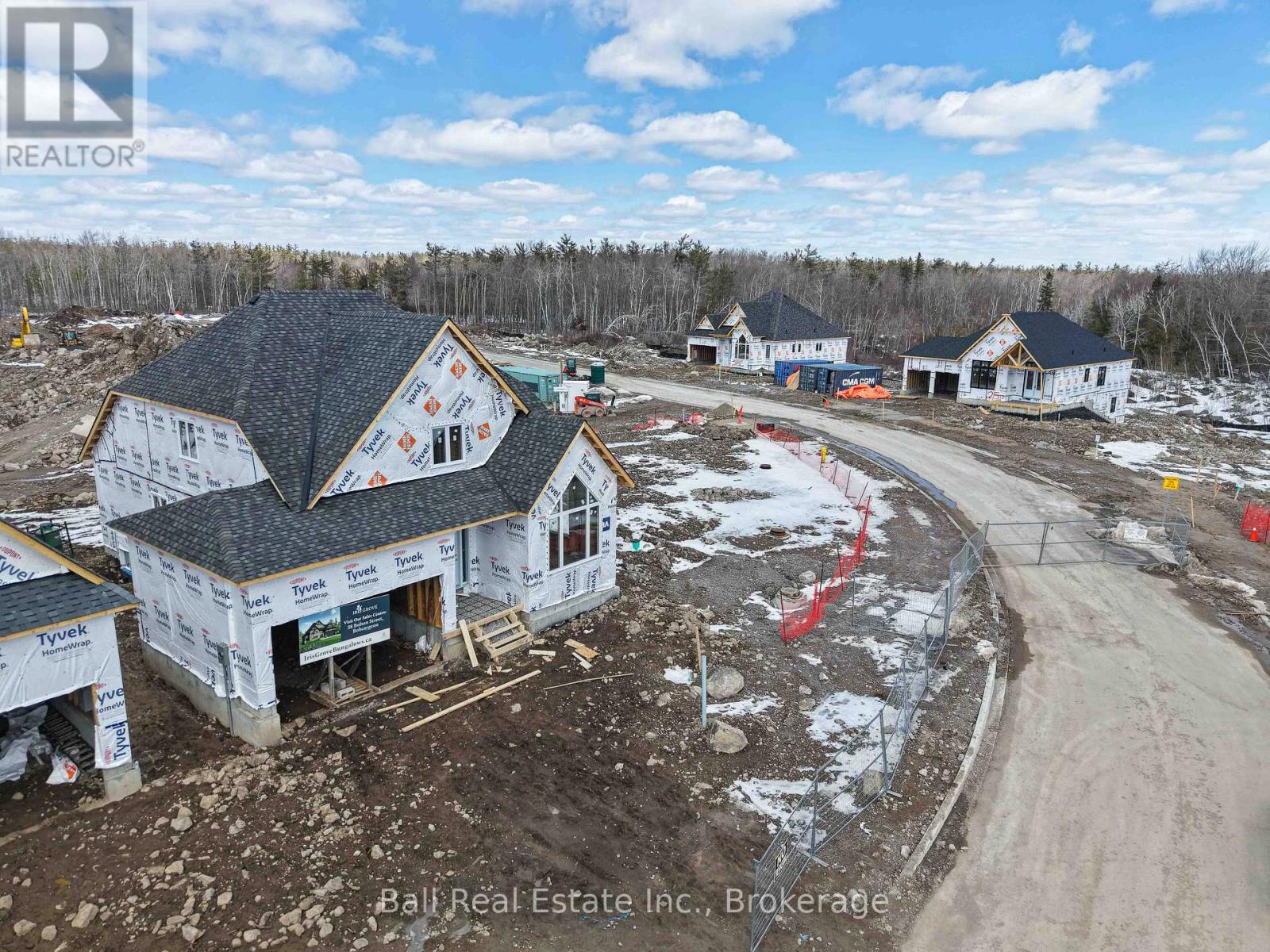 43 HEMLOCK CRESCENT - 15