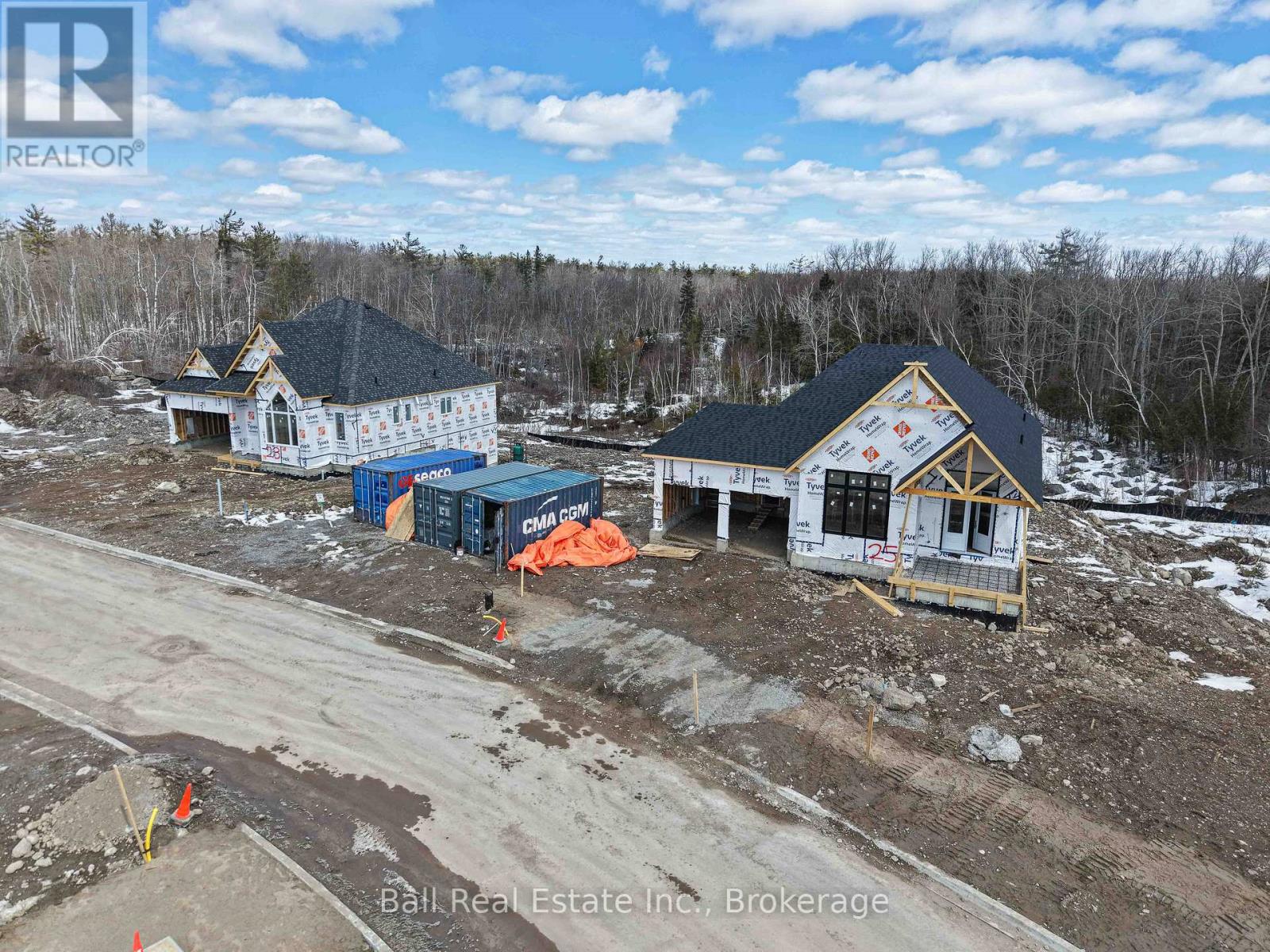43 HEMLOCK CRESCENT - 16