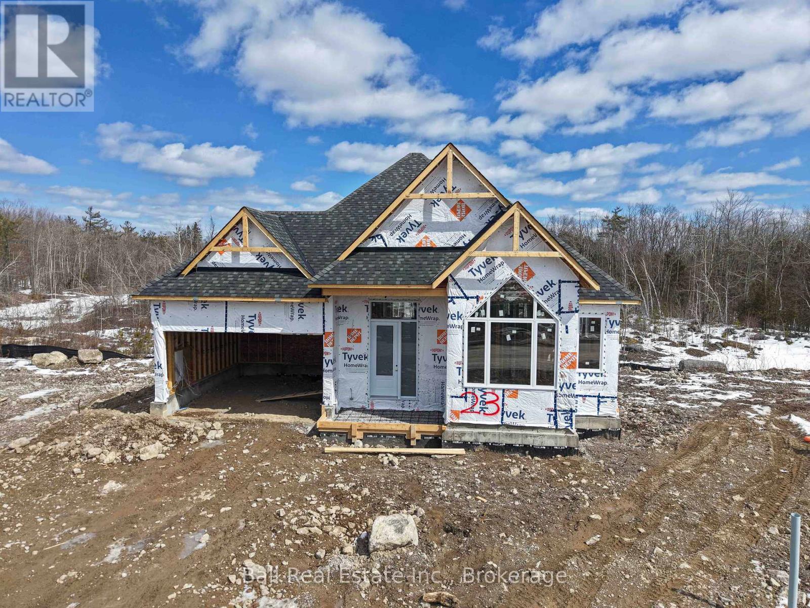 43 HEMLOCK CRESCENT - 18