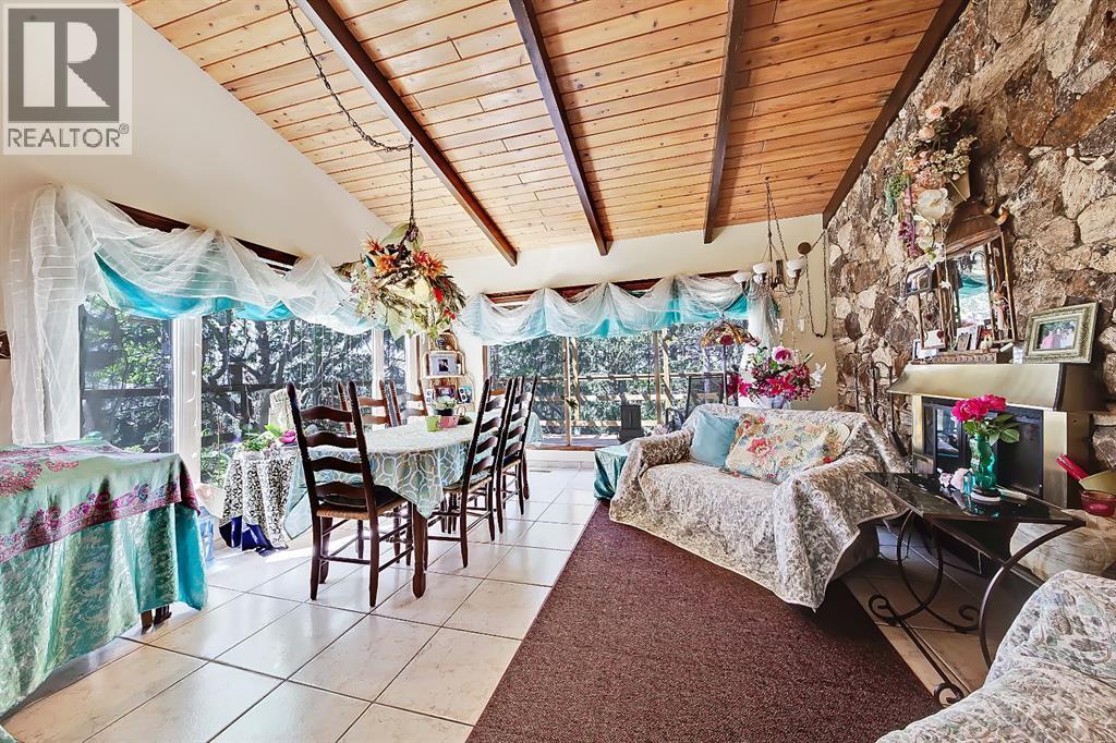 Dining / sitting area with second fireplace