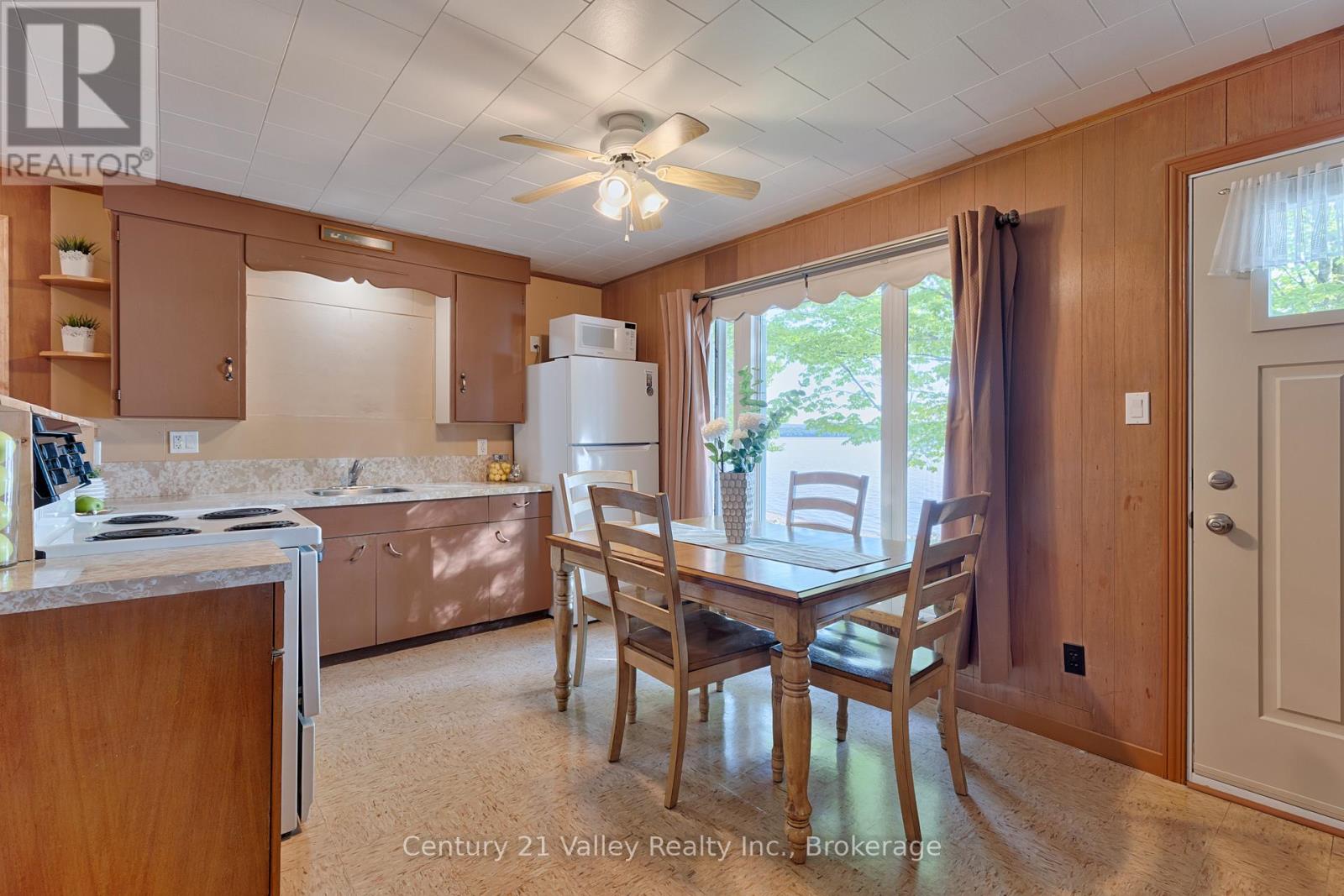 336 MCMILLAN ROAD - 16