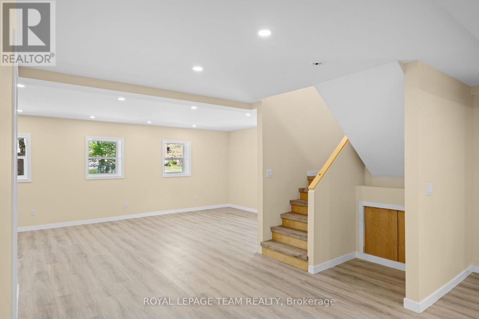 76 SOUTH STREET - 19