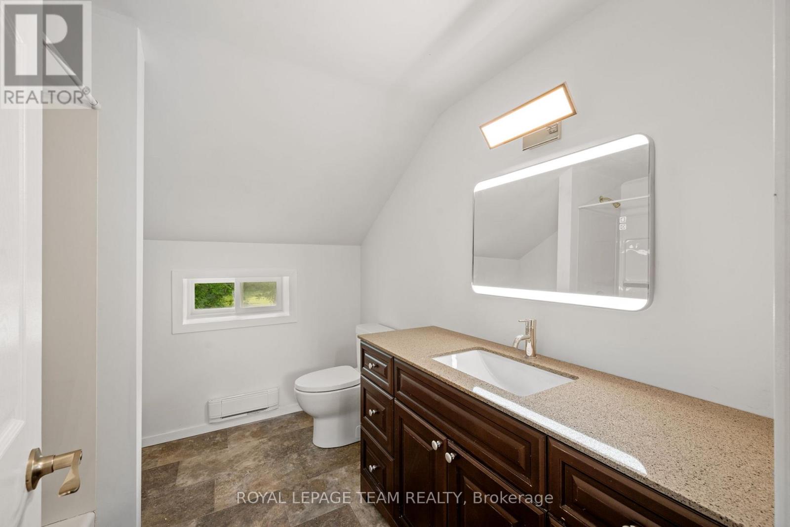 76 SOUTH STREET - 27