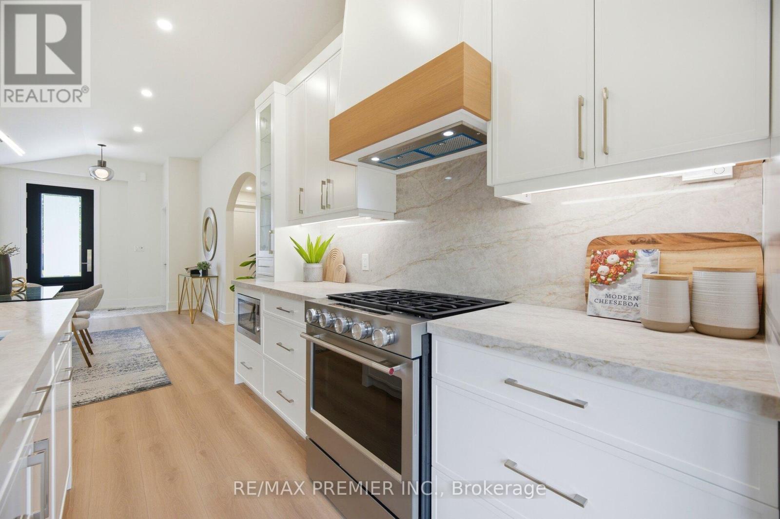 62 FLAMBOROUGH DRIVE - 14