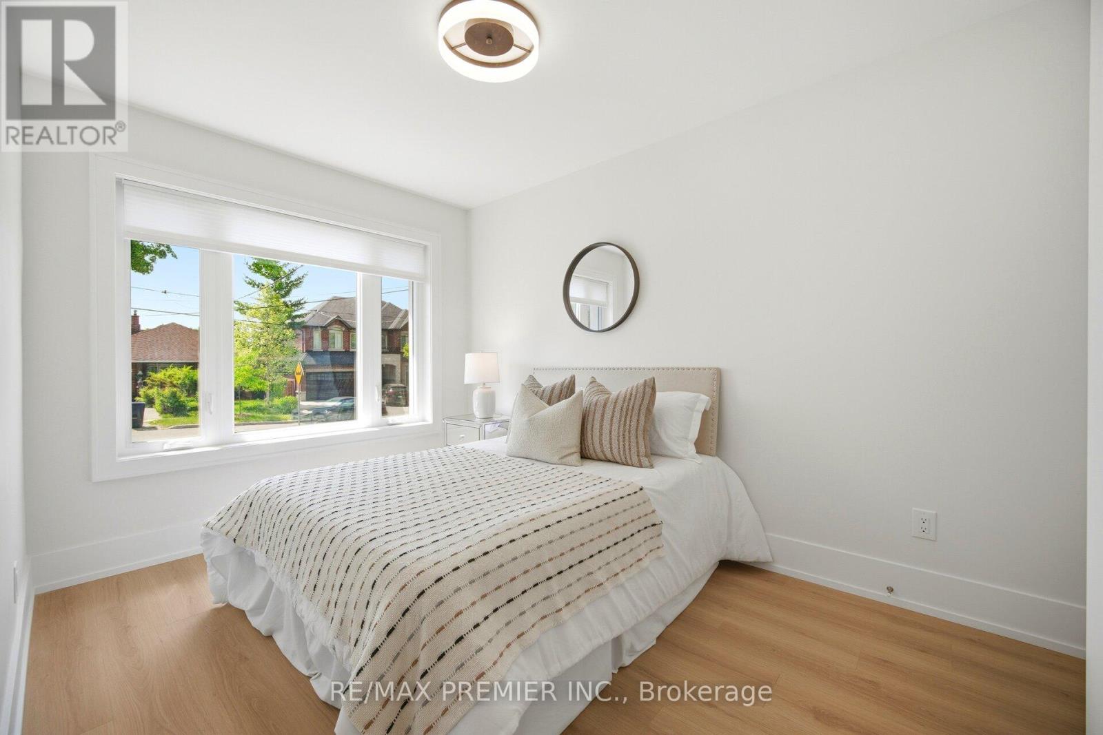 62 FLAMBOROUGH DRIVE - 25