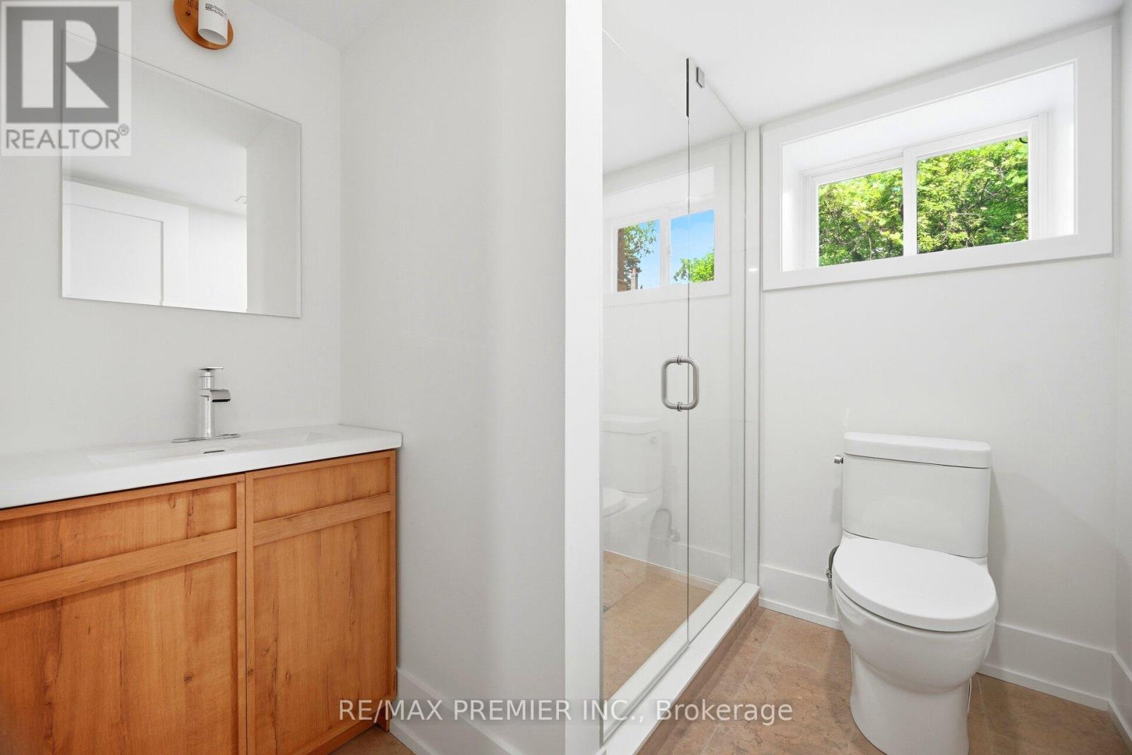 62 FLAMBOROUGH DRIVE - 36