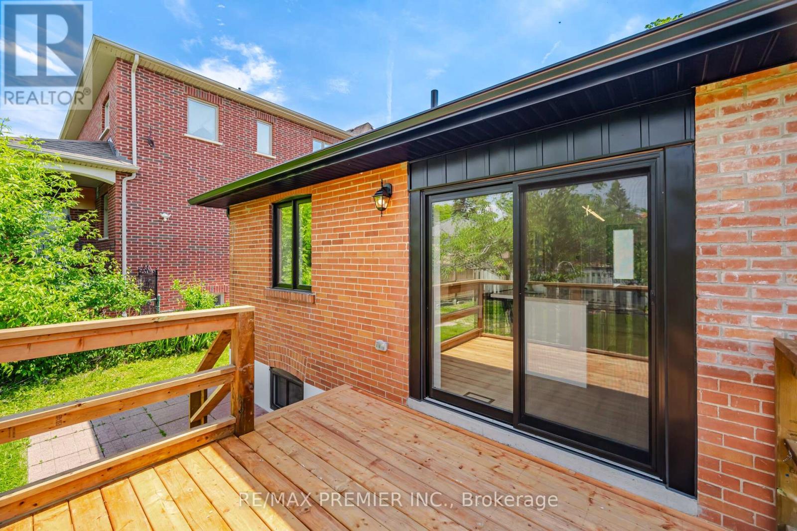 62 FLAMBOROUGH DRIVE - 47