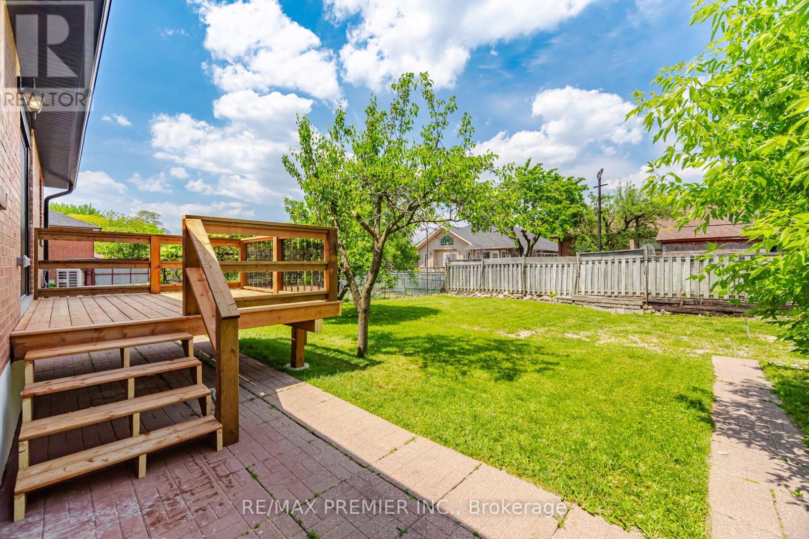 62 FLAMBOROUGH DRIVE - 49