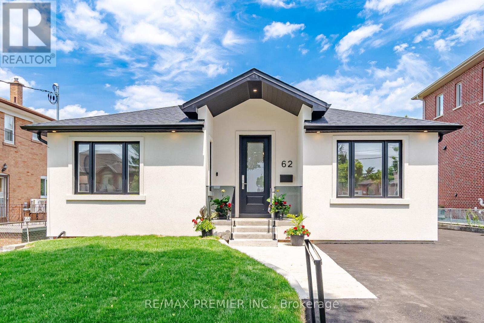 62 FLAMBOROUGH DRIVE - 1