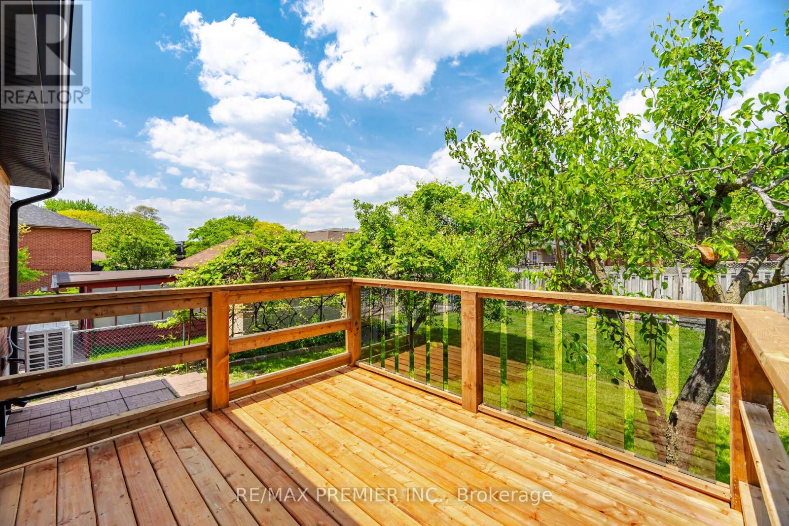 62 FLAMBOROUGH DRIVE - 48